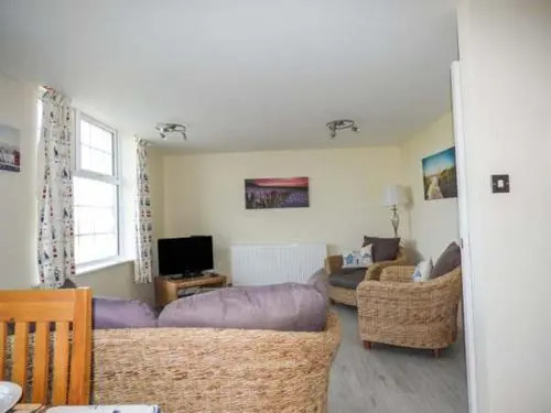 Flat 6