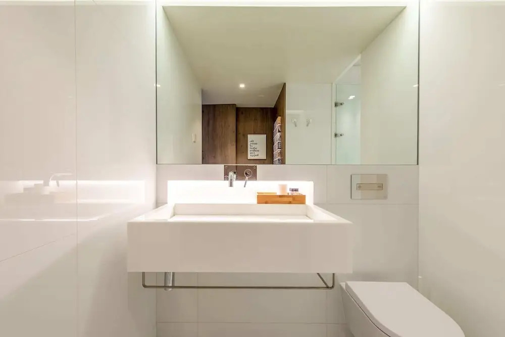 Mid-century Apartment Near Cais do Sodré