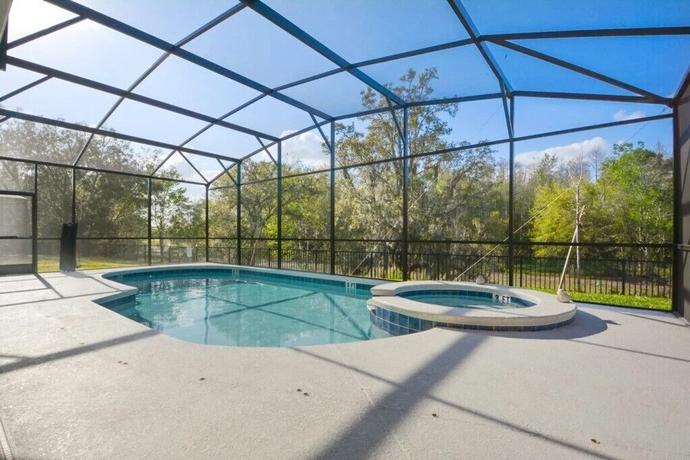 6 bedroom luxury home at Veranda Palms