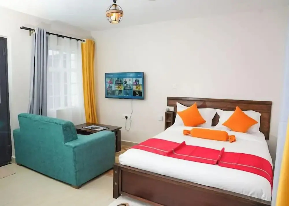 Lux Suites Studio City Apartments