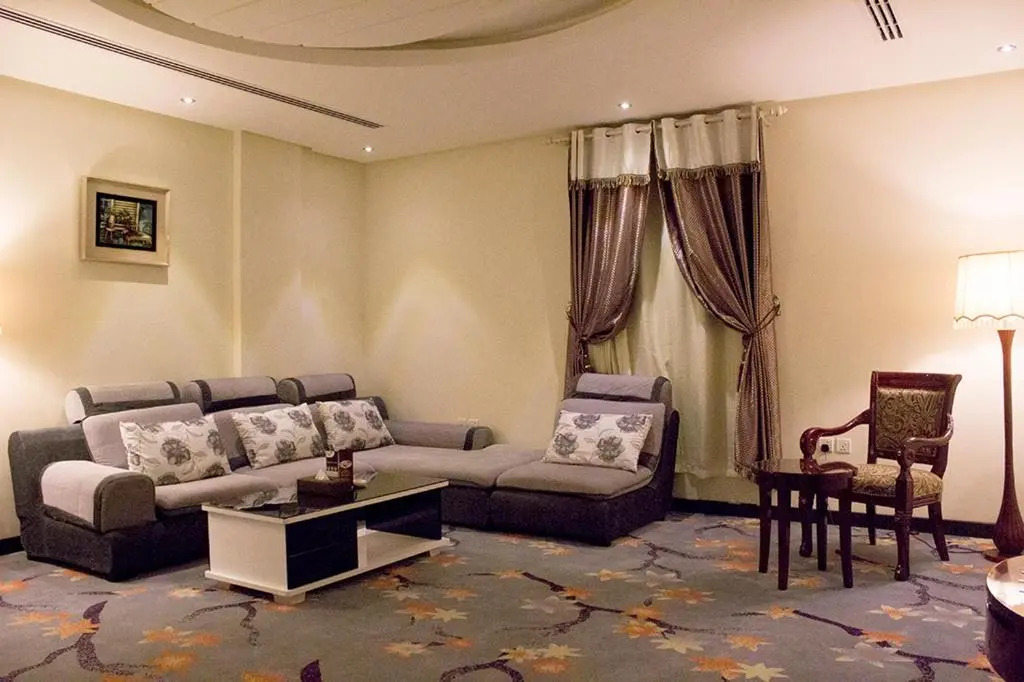 Merfal Serviced Apartments Royal