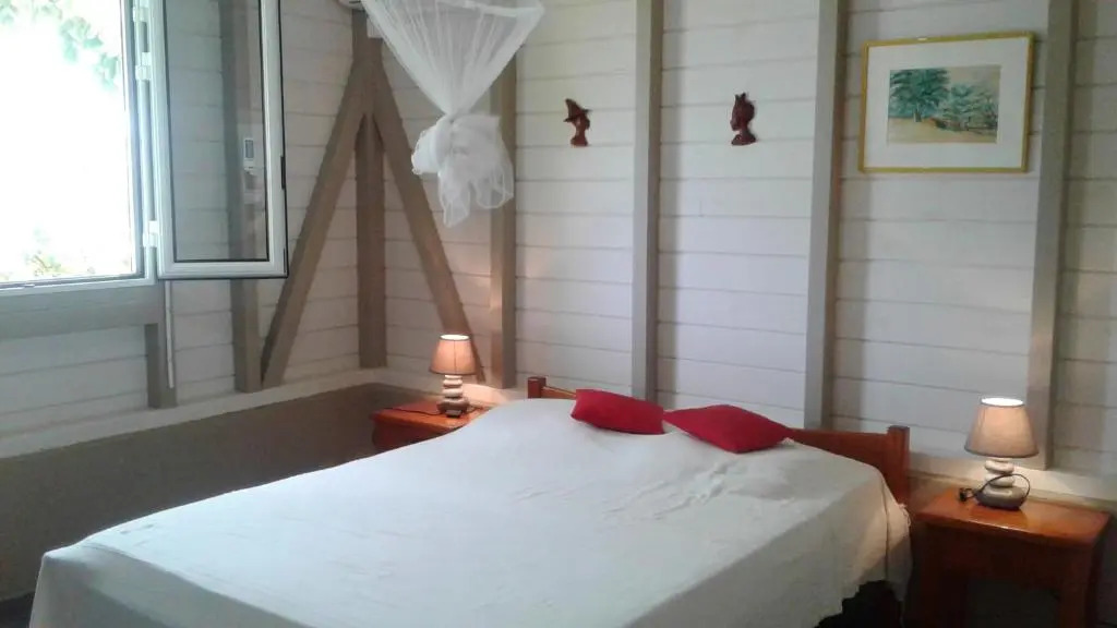 Maison d'une chambre avec vue sur la mer jardin amenage et wifi a Le Robert