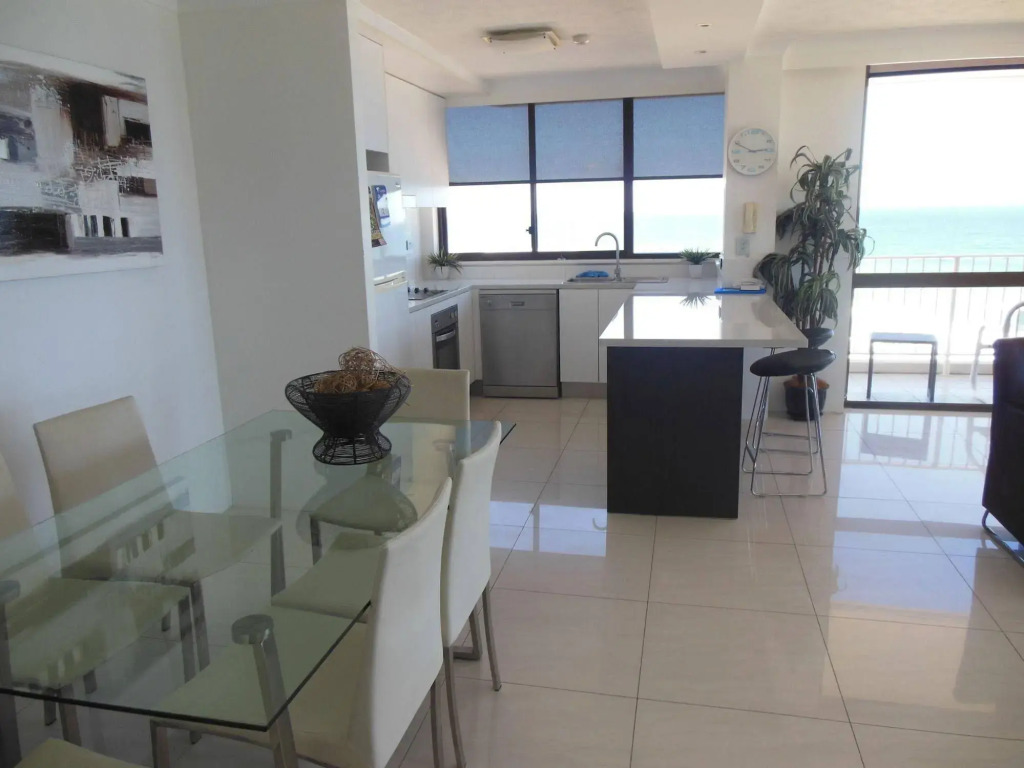 Breakers North Absolute Beachfront Apartments - Official