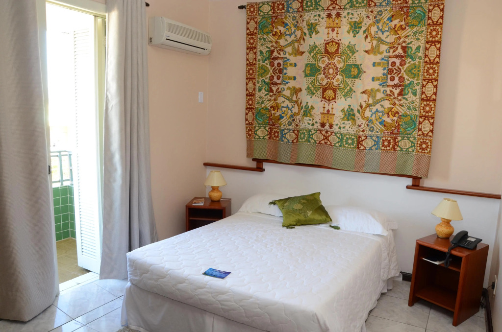 Fares Turis Hotel