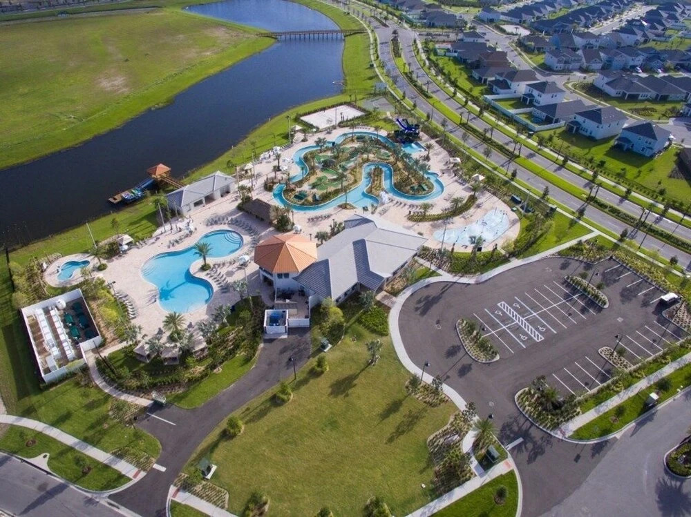 Condo At Storey Lake With Loads Of Amenities! 3 Bedroom Apts by RedAwning