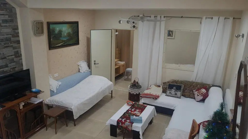 Zohars Apartment