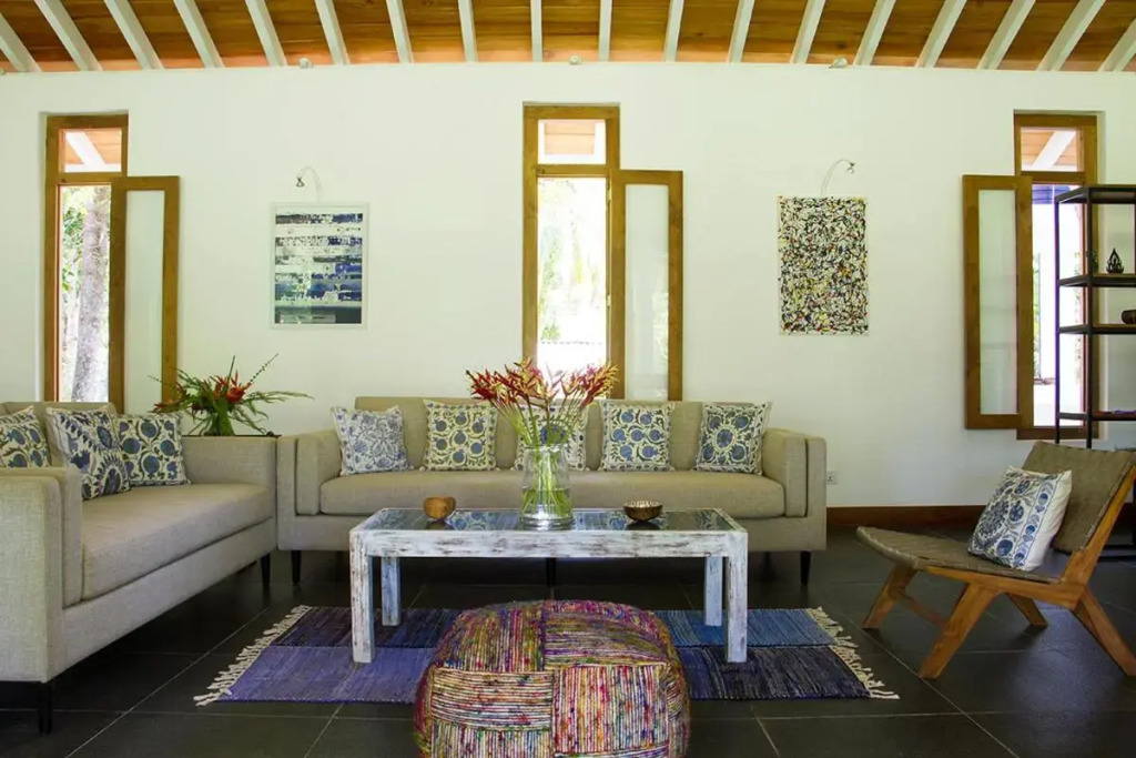 Boundary House. 4 bedrm villa with private Chef