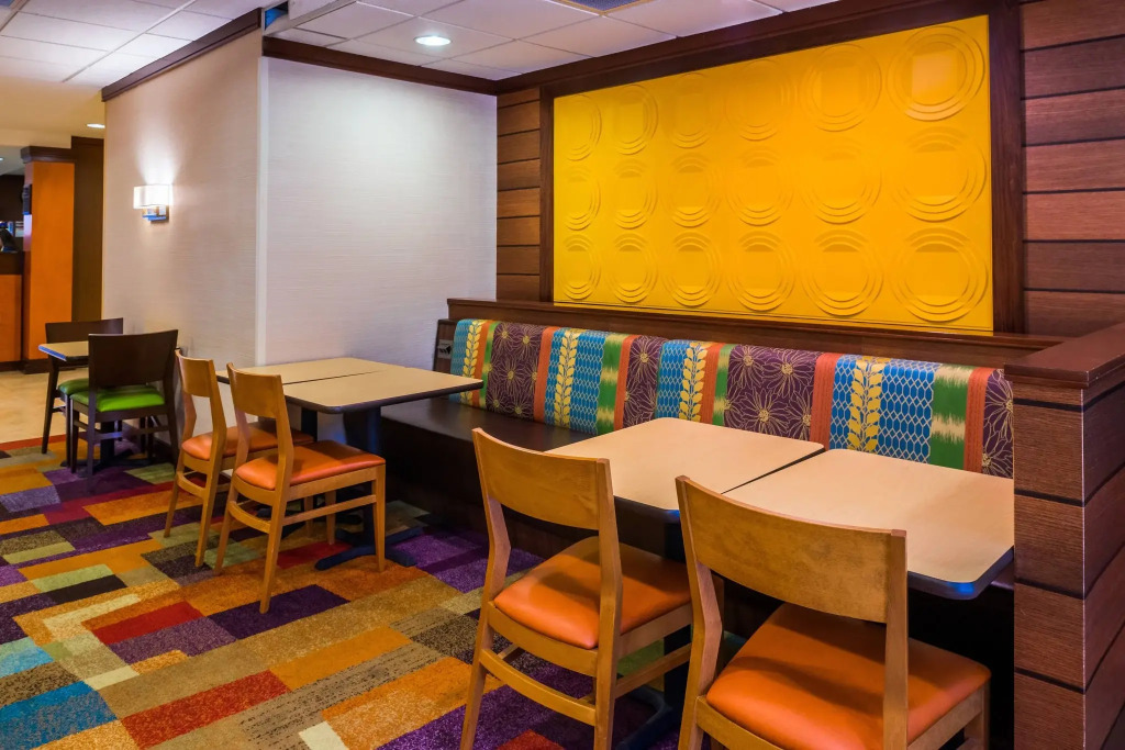 Fairfield Inn & Suites Greensboro Wendover