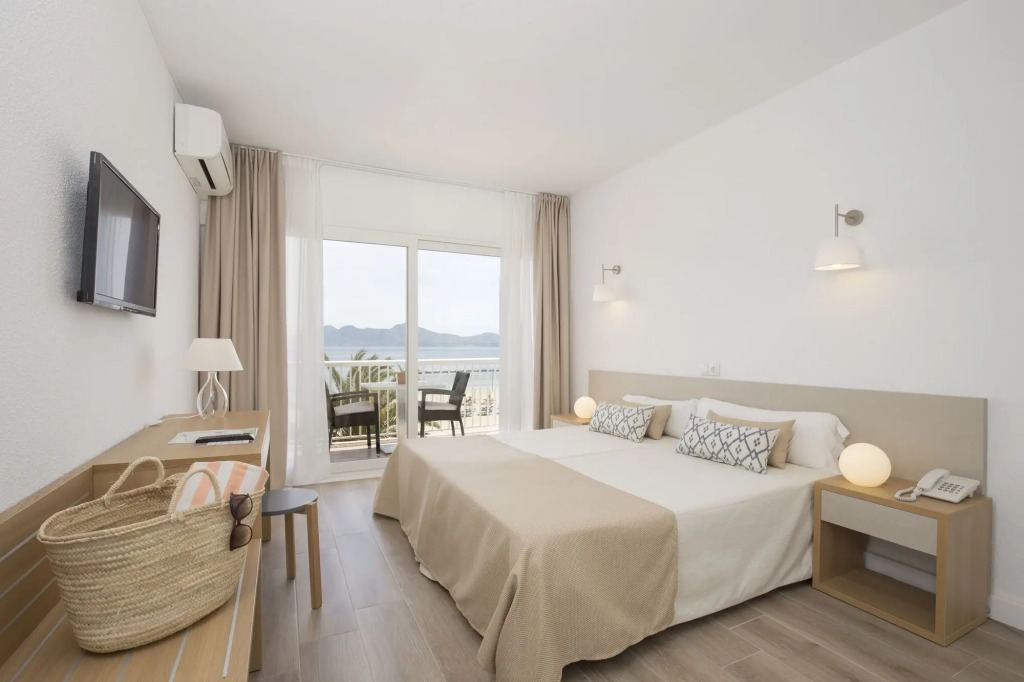 Cabot Romantic- Adults Only