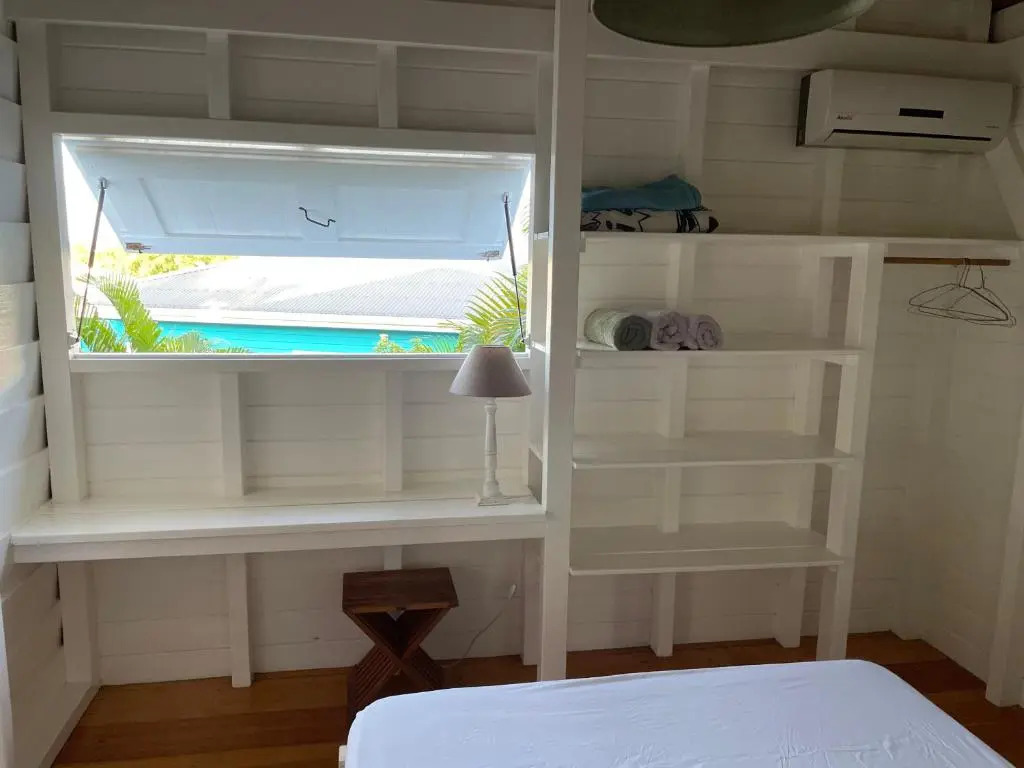 Charmant bungalow avec petite piscine privée