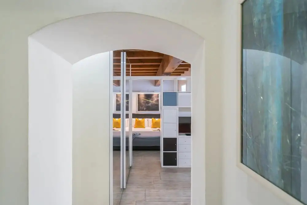 Domus in Como by Rent All Como