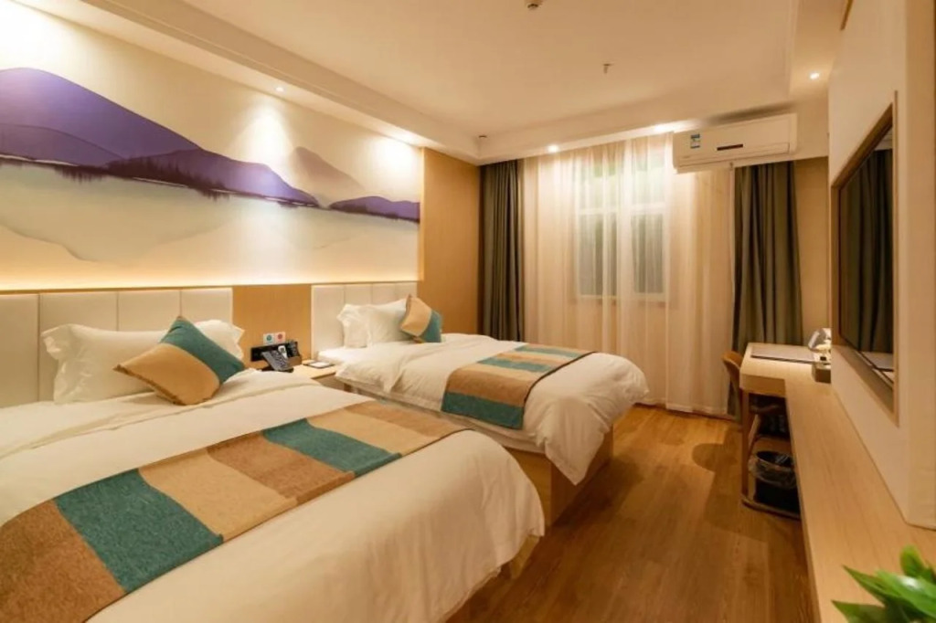 VX Xuzhou Yunlong District Normal University Yunlong Mountain Scenic Spot Hotel