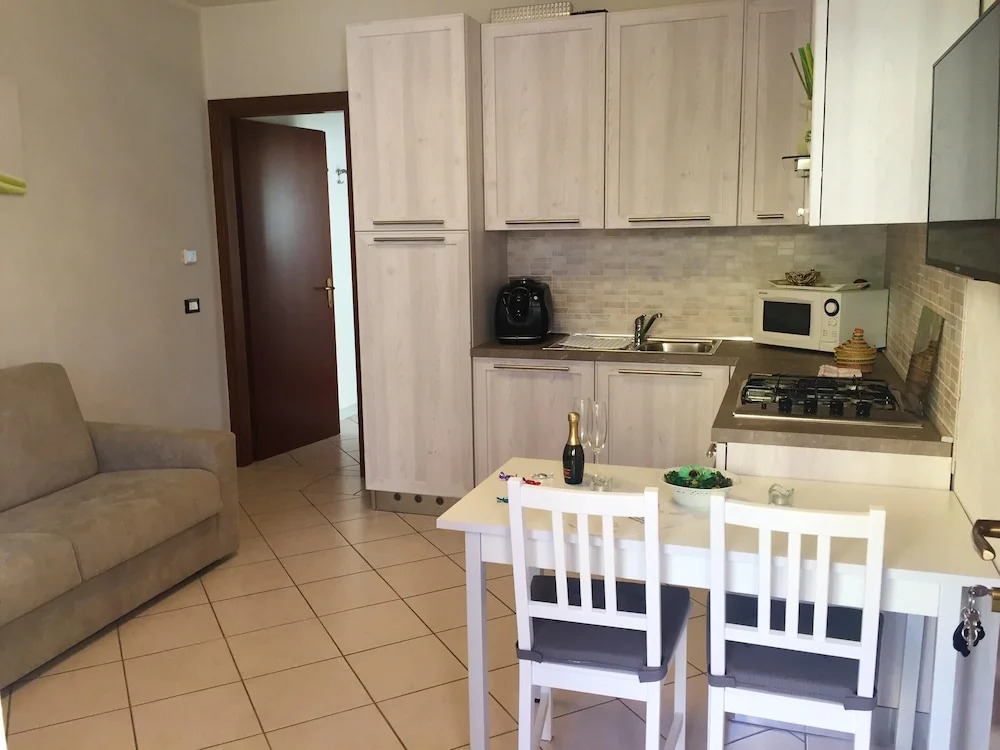 Apartment With one Bedroom in Polpenazze del Garda, With Shared Pool, Enclosed Garden and Wifi - Near the Beach