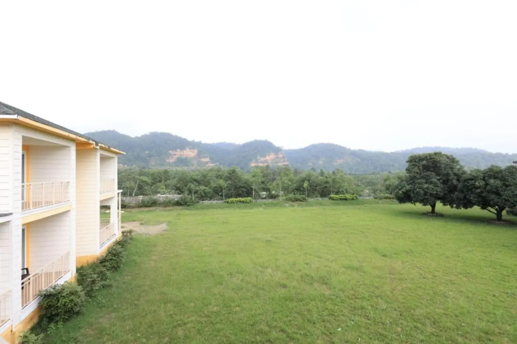 Limewood Riverside Resort