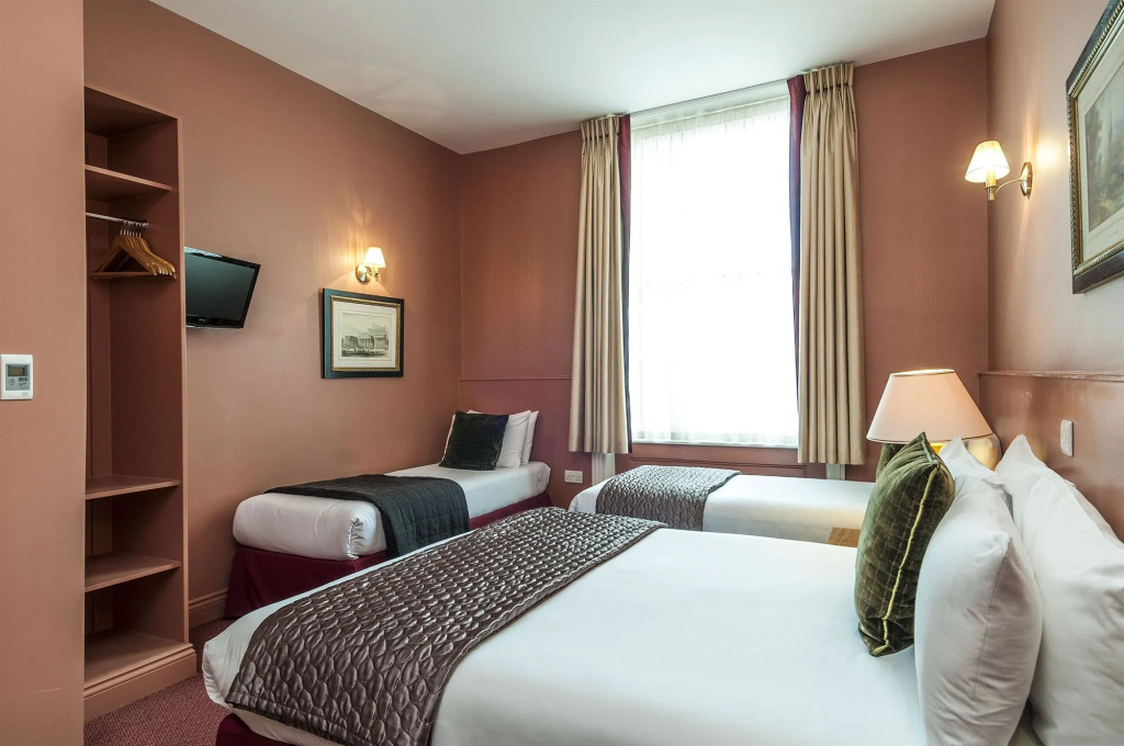 Rose Park Hotel