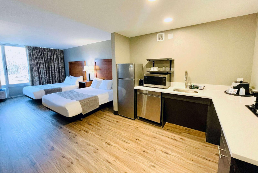 Holiday Inn Ellsworth