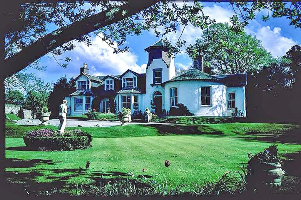 Glendruidh House