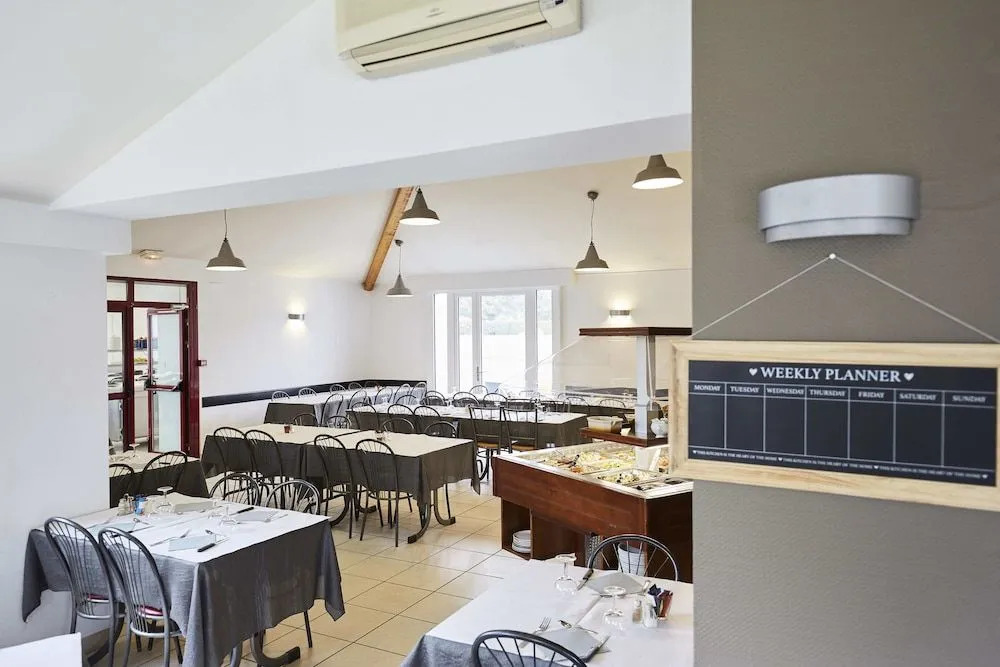 HOSTEL Les Bois Verts - Les Herbiers