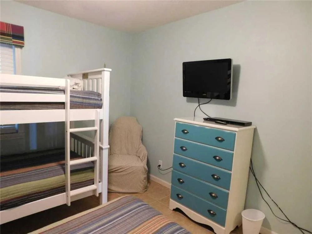 Ocean Terrace C3 2 Br Condo By Redawning