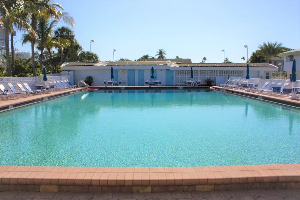 Aloha Kai - Unit 40 2 Bedrooms 1.5 Bathroom Apts