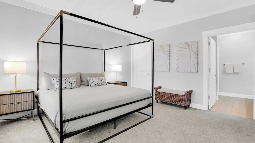 2 Suites Walkable Historic District + Free Parking The Juliette by Avantstay