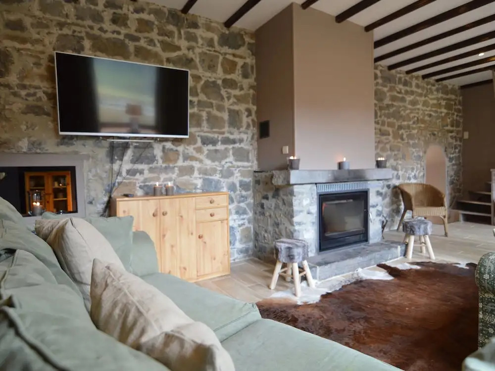 Quaint Holiday Home in Falaen near Maradret Abbey
