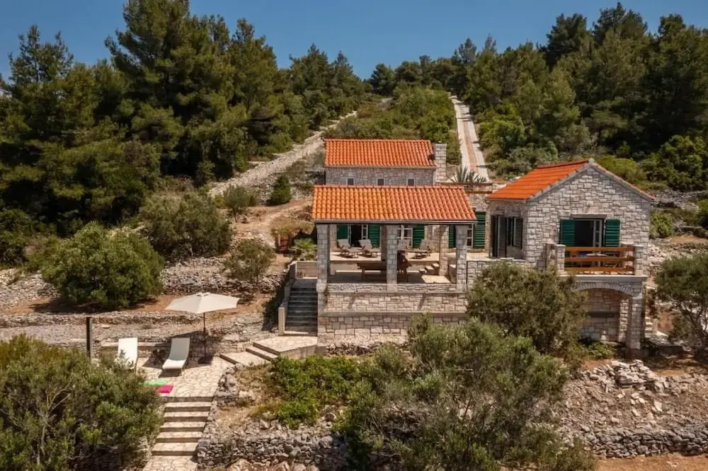 Villa Insula by Belmont Realty