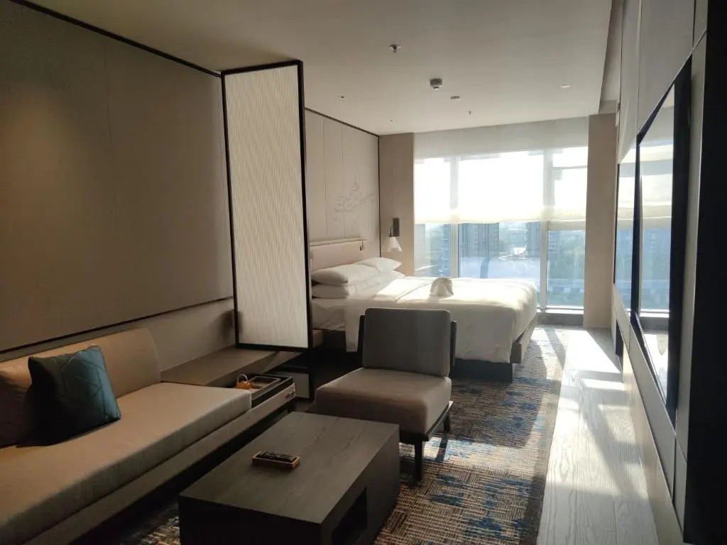 Courtyard by Marriott Luoyang