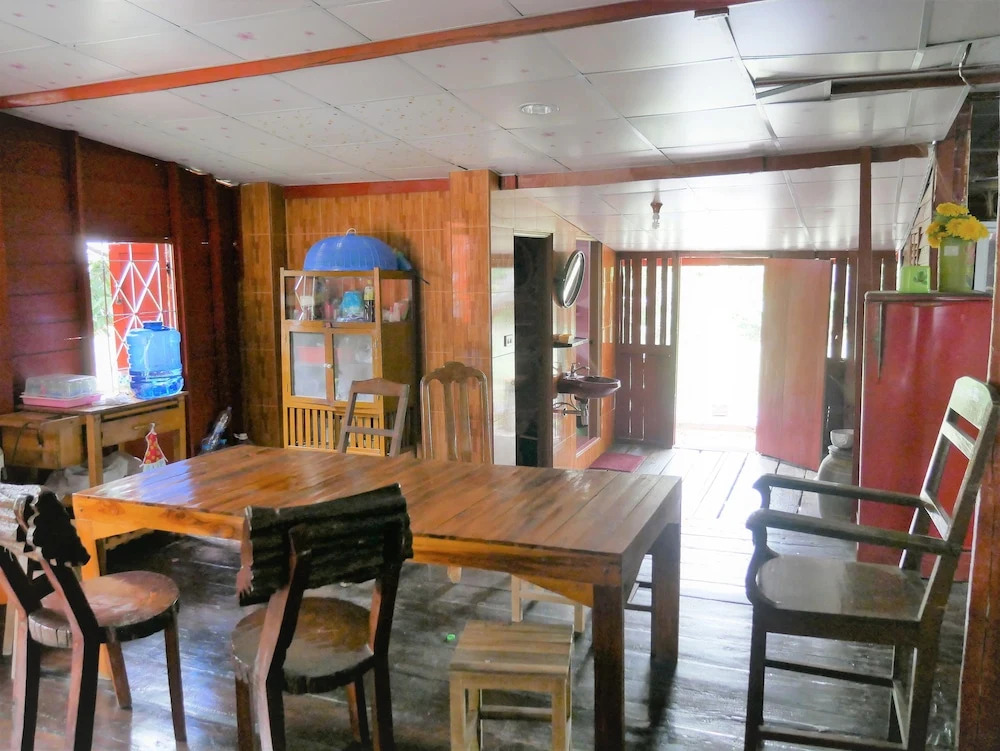 World Homestay