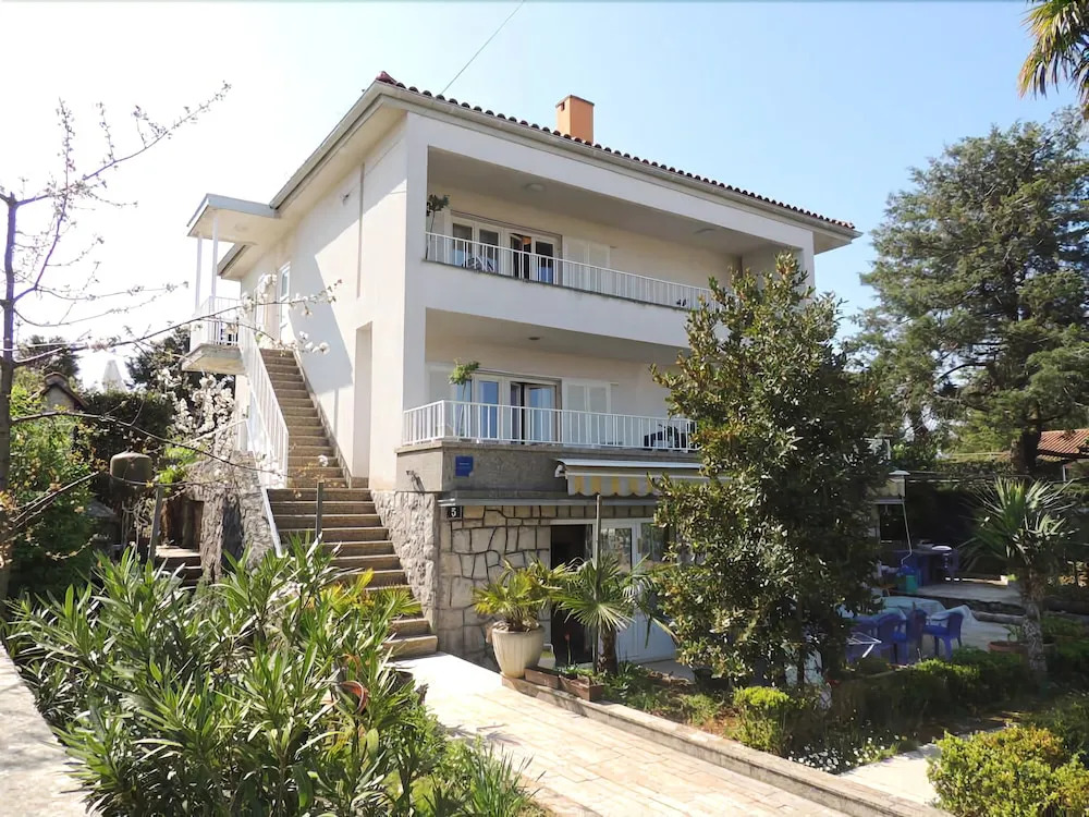 Apartments Mirko