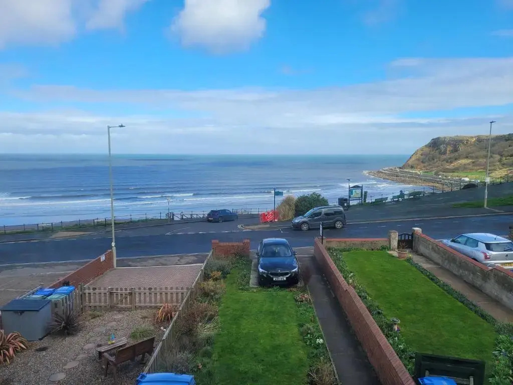 Sea View flat 4 fast WIFI & FREE parking
