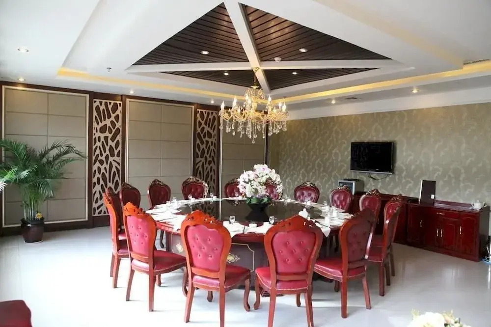 Lanjing Minghai Hotel