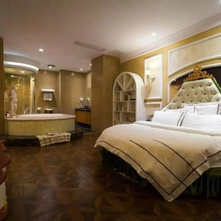 Jiujiu Impression Theme Hotel Suzhou