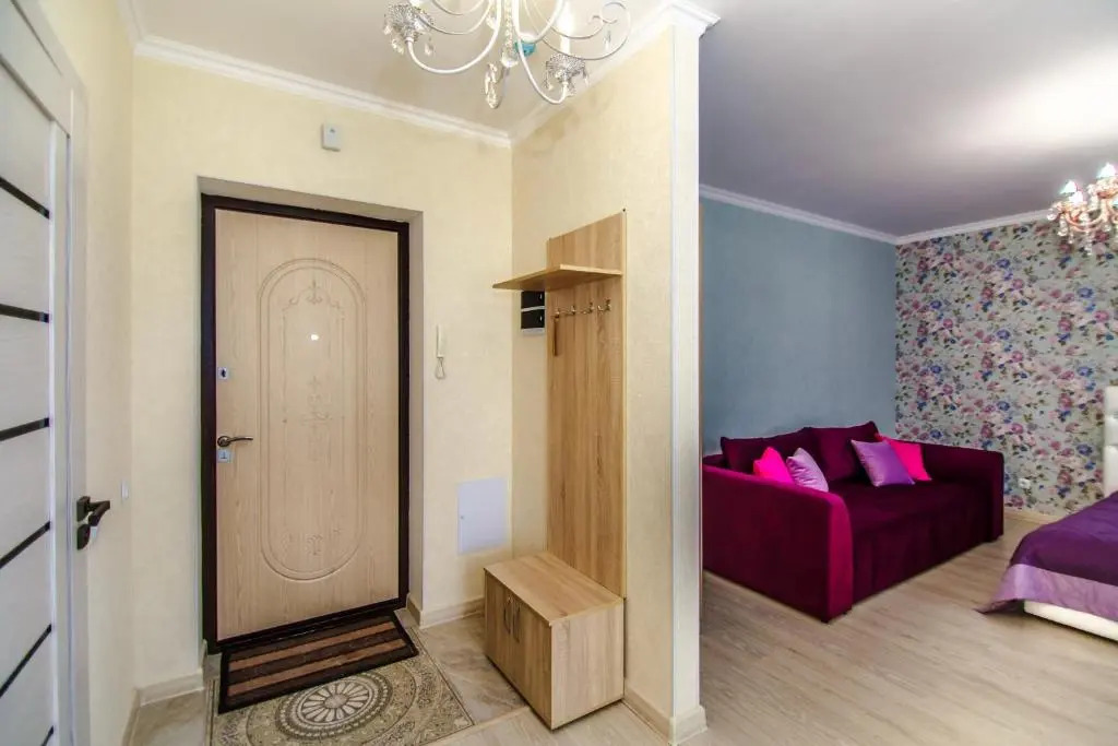 Ernaz Plus Apartments: Promenade Expo