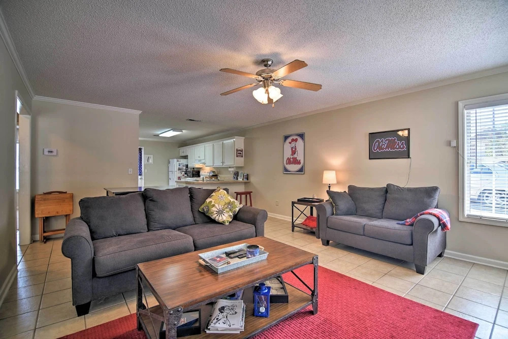 Charming Oxford Home ~ 1 Mi to Ole Miss Campus