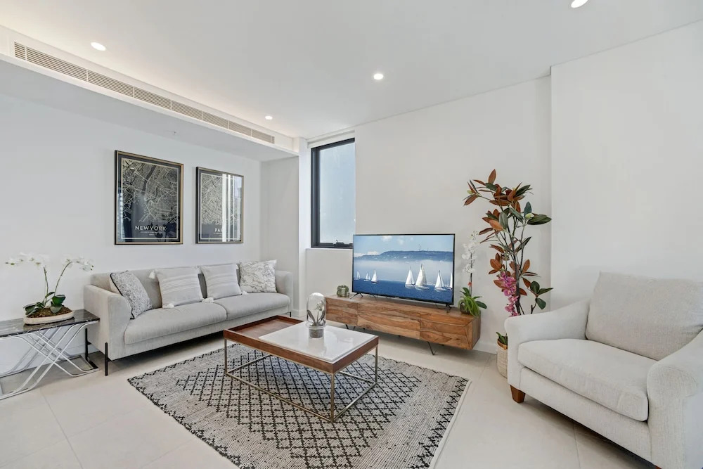 HomeHotel - Boutique and Luxurious Apartment, Super Clean