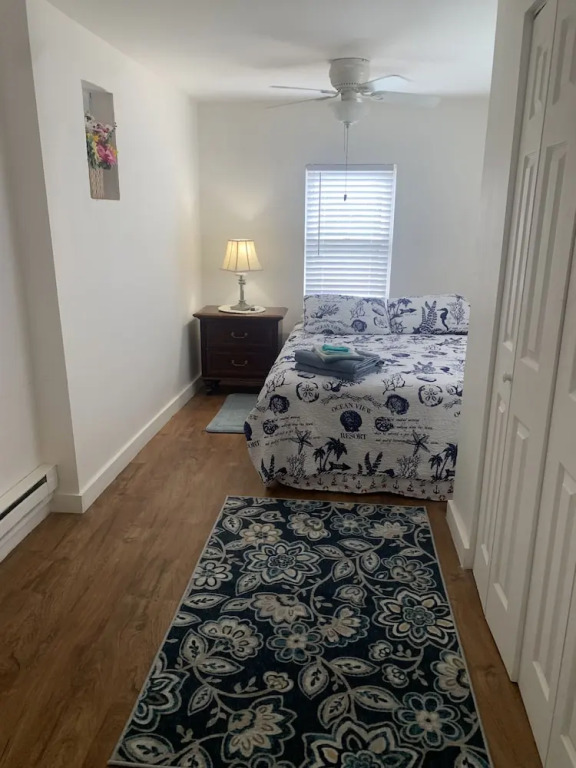 Sandy Mutts At The Beach 1 Bedroom Cottage by RedAwning