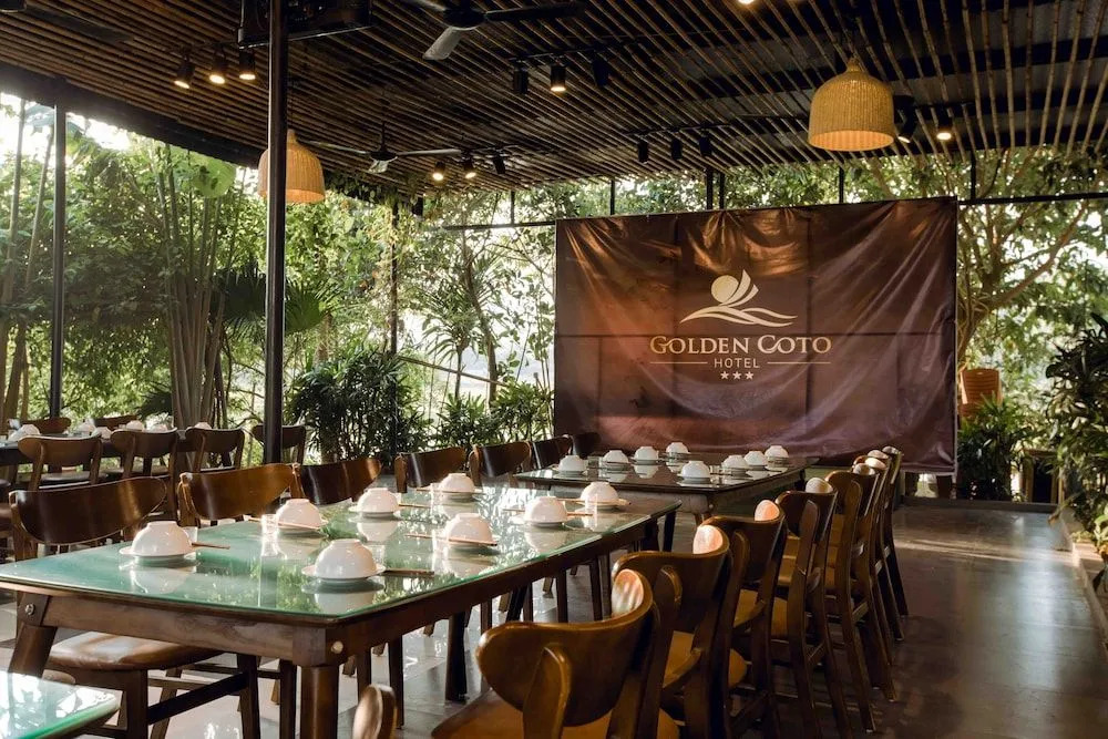Golden Coto Hotel