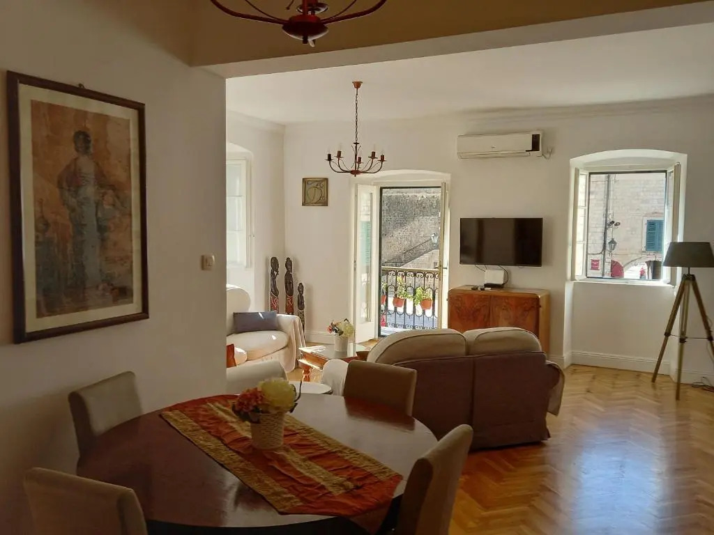 Old Town Sea Gate Apartment