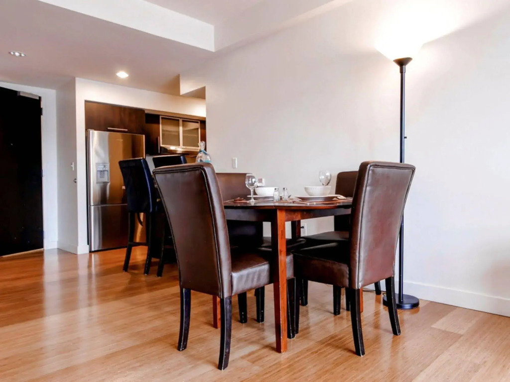 Global Luxury Suites at Kenmore Square