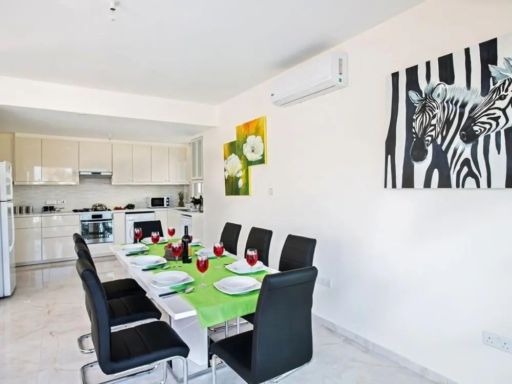 Villa Shaye AQ Me16