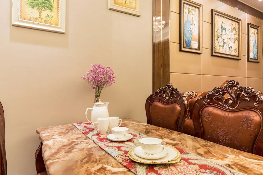 Chengdu Geruihao International Apartment