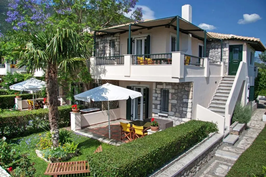 Sunny Garden Aparthotel