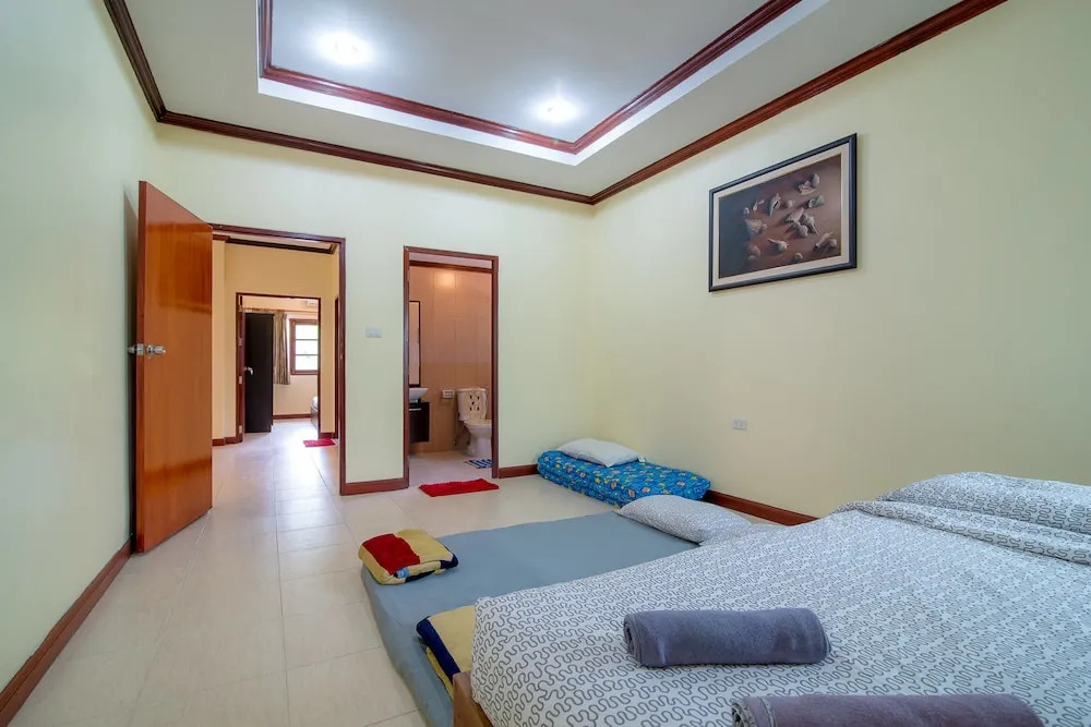 Baan Muang Pool Villa
