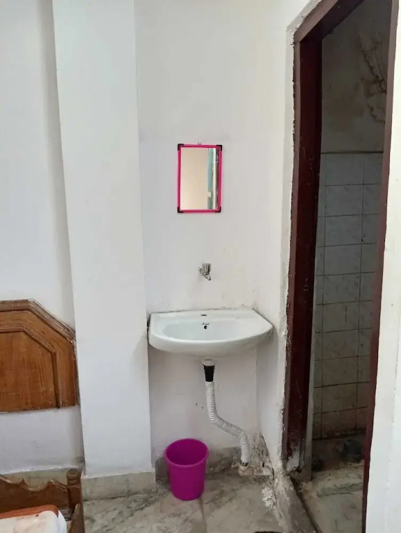 Comfi Stay Hotel Bhopal