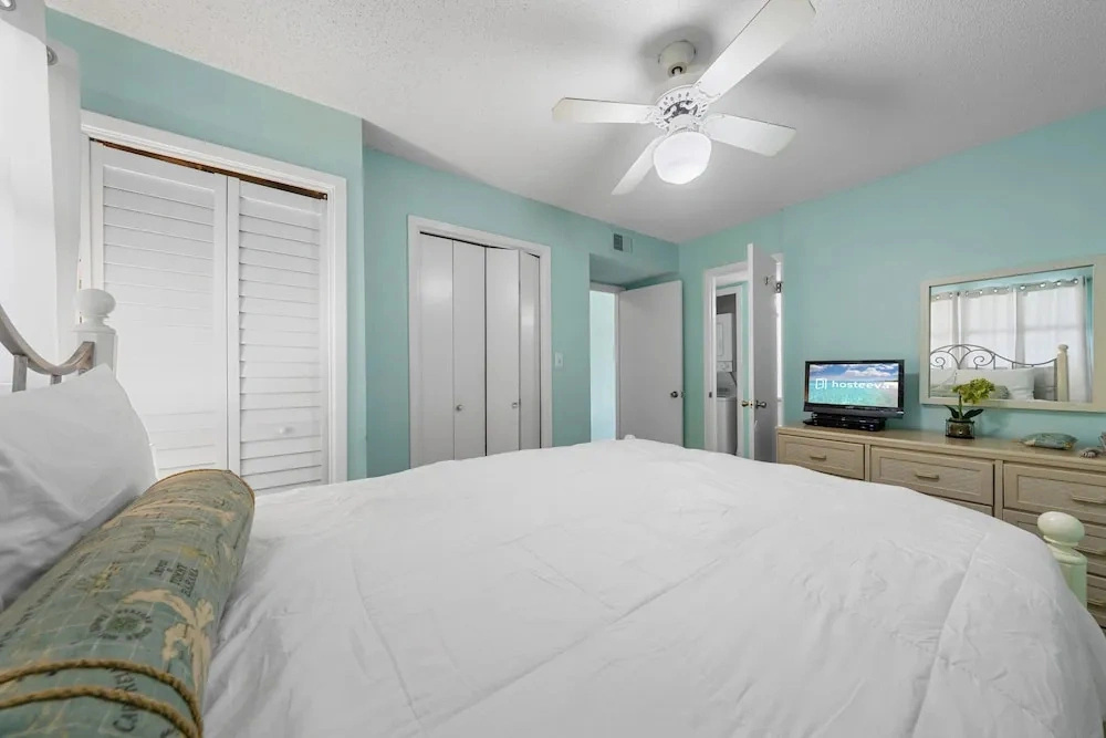 Seaside Beach & Racquet 1114