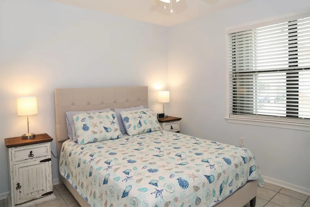 Beachwalk #4 2 Bedrooms 2 Bathrooms Townhouse