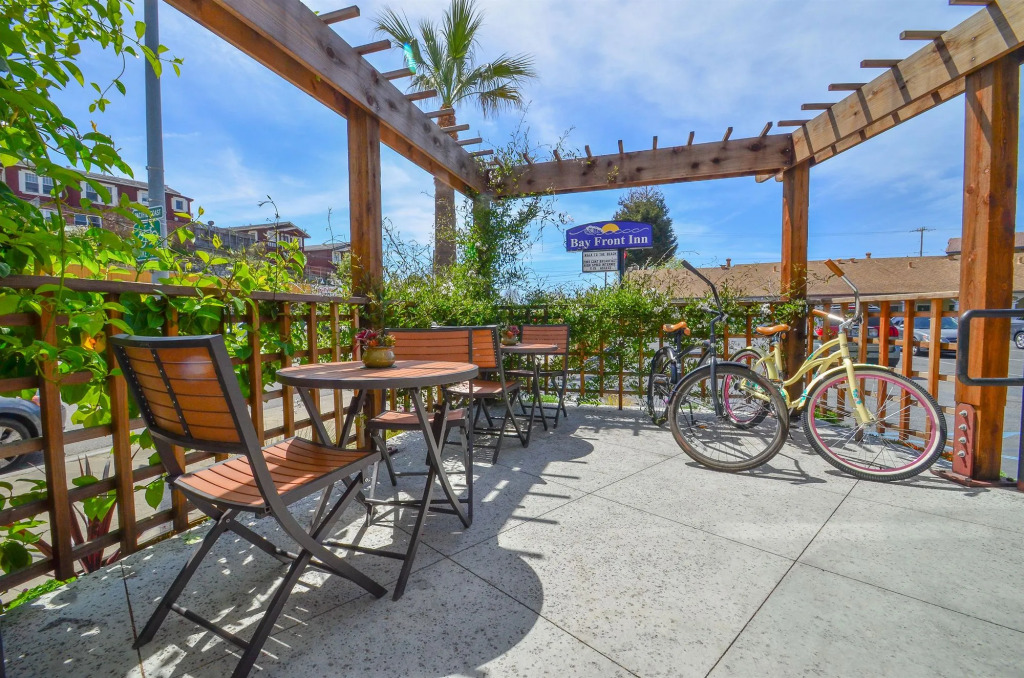 Bay Front Inn
