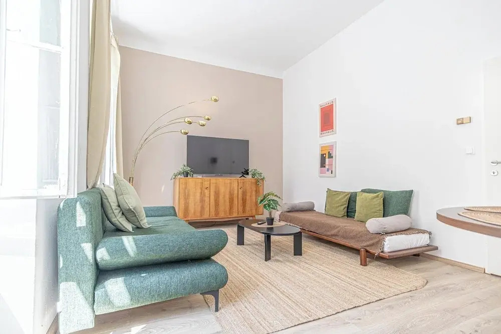 Modern 1BR With 1LR Long Stay in Vienna