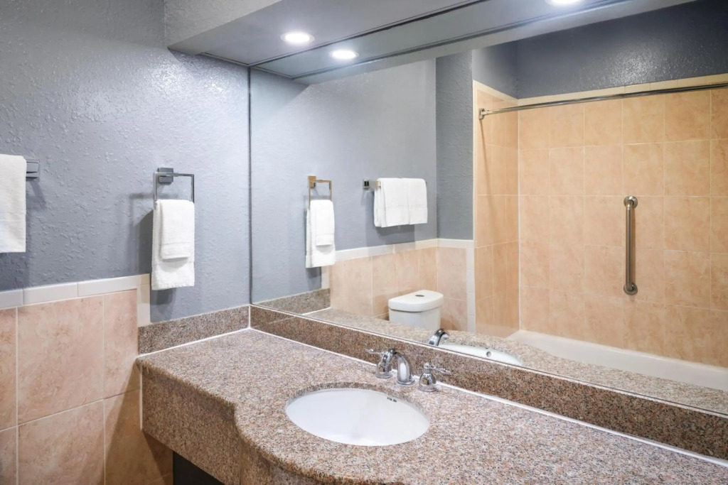 Melrose @ Seabrook, BW Signature Collection by Best Western